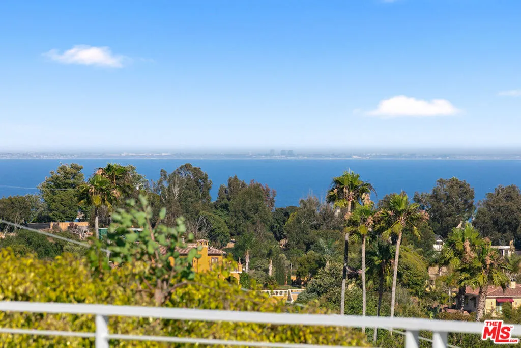 6375 Gayton Place, Malibu, California 90265 home-pic-23